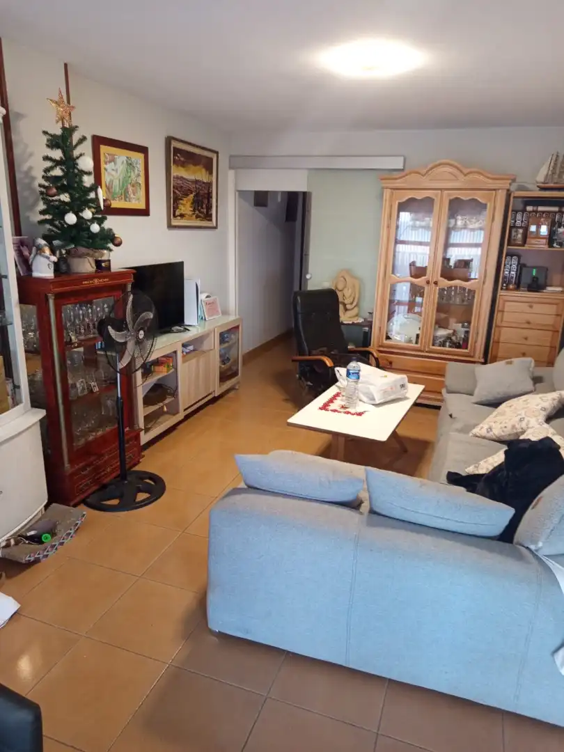 Living room of Flat for sale in Roquetas de Mar  with Terrace and Storage room