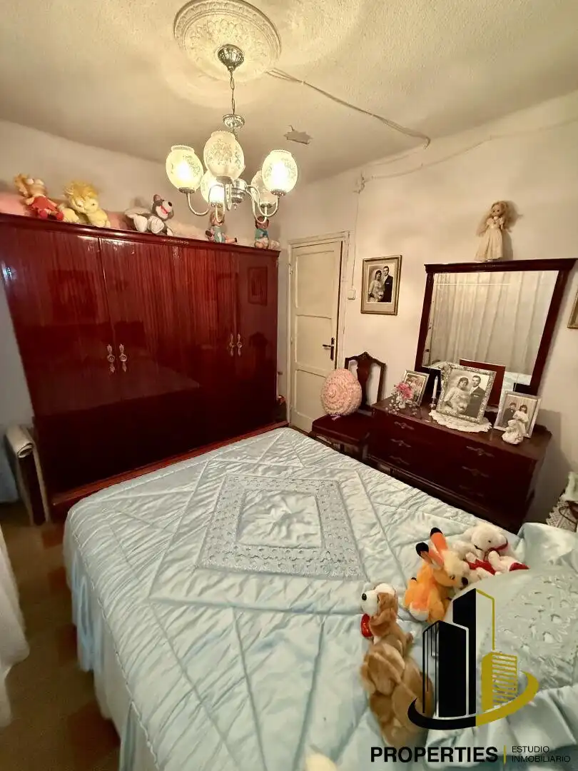 Bedroom of Houses for sale in Fuentes de Béjar