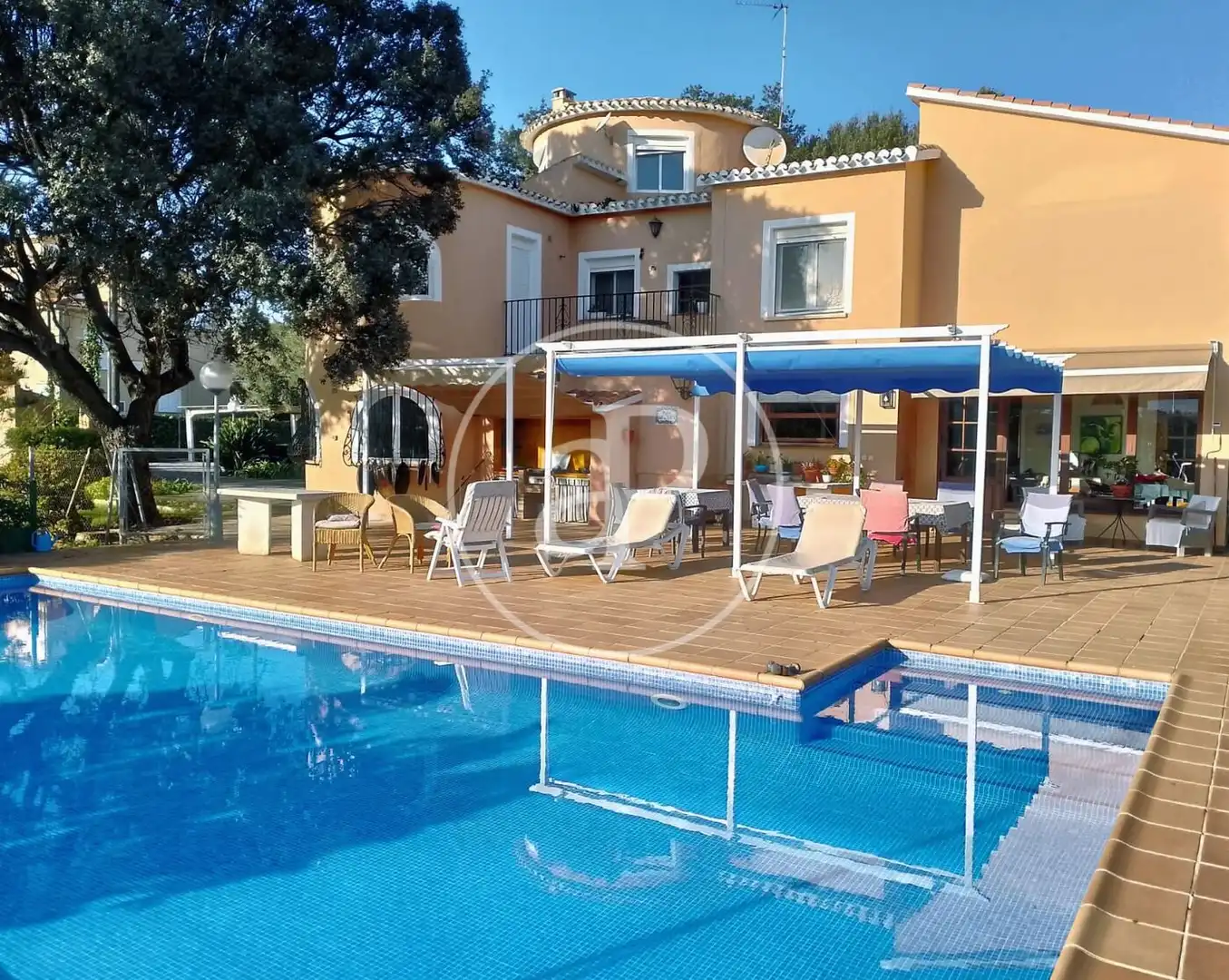 Piscina de Finca rústica en venda en Dénia amb Aire condicionat, Calefacció i Jardí privat