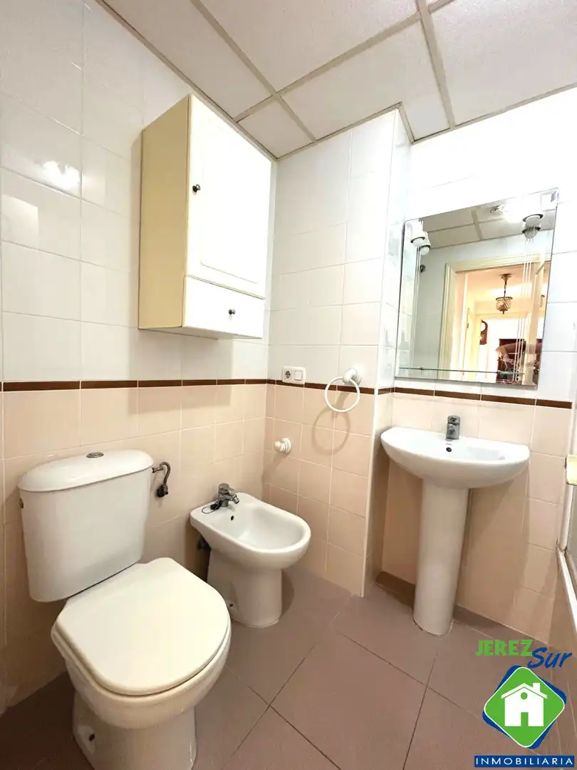Baño de Piso en venta en Jerez de la Frontera con Aire acondicionado, Calefacción y Terraza