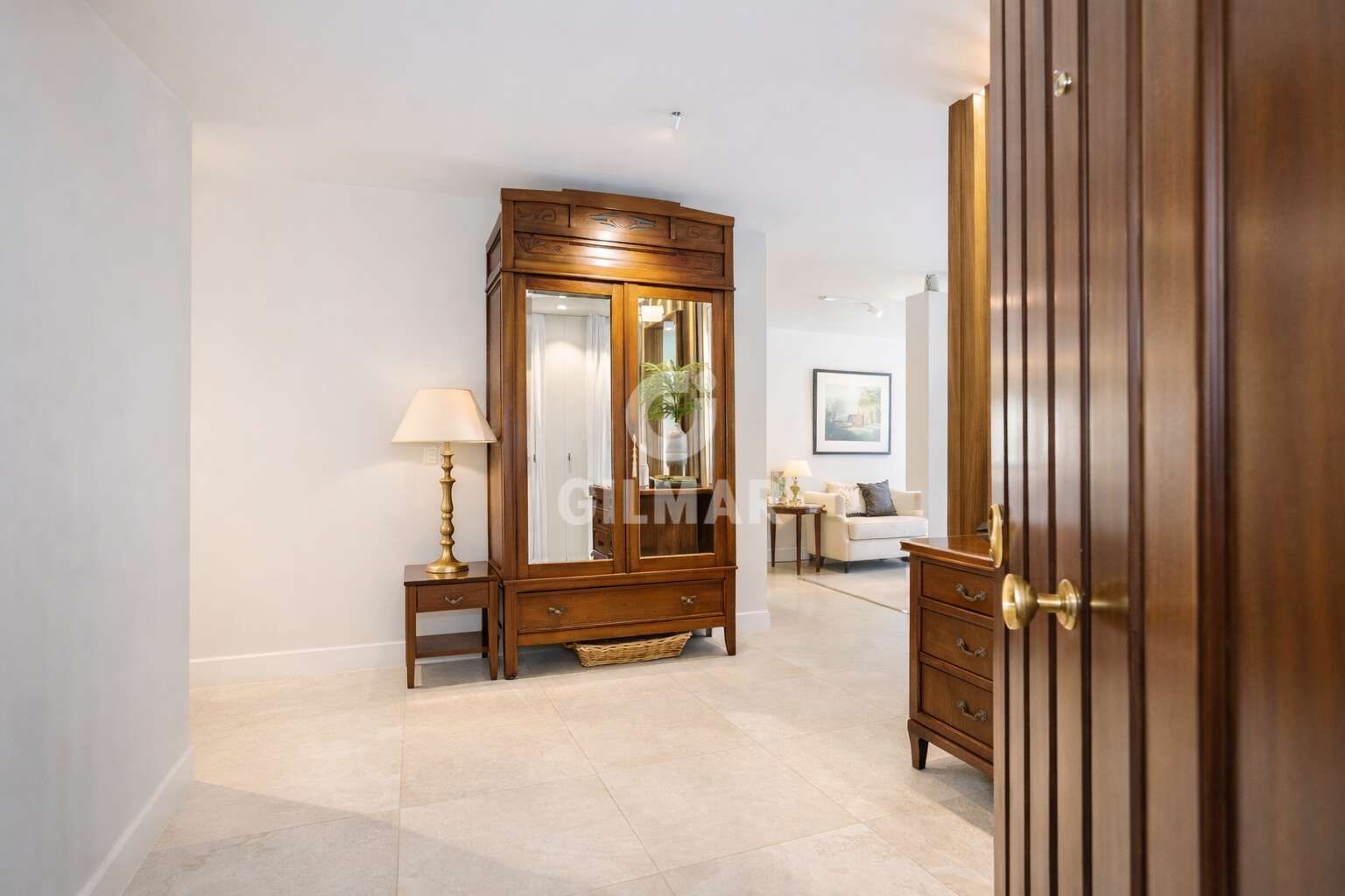 Piso en venta en  Madrid Capital con Calefacción, Jardín privado y Piscina