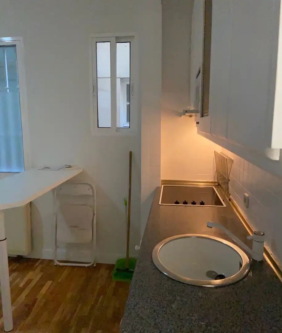 Cuina de Apartament de lloguer en Madrid amb Calefacció, Moblat i Forn