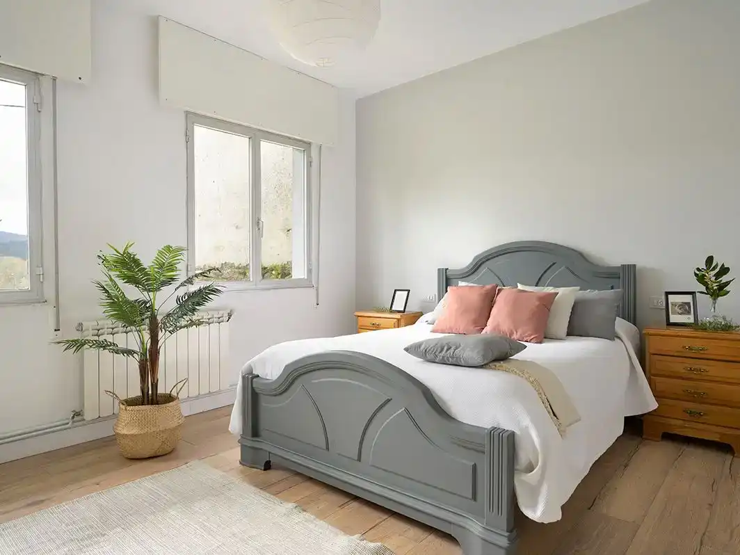 Habitación de Piso en venta en Vila de Cruces con Jardín privado, Trastero y Amueblado
