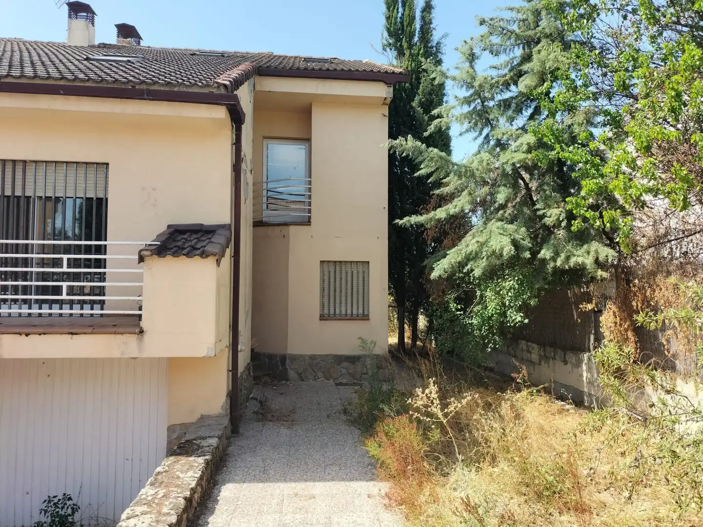 Exterior view of Detached homes for sale in La Navata