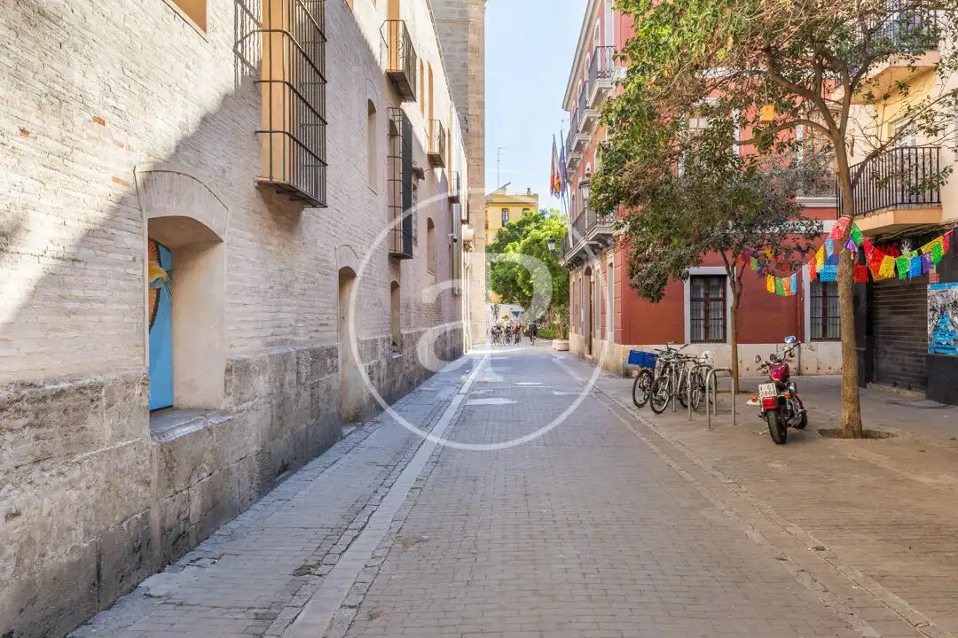 Exterior view of Flat for rent in Valencia  with Air Conditioner, Heating and Furnished
