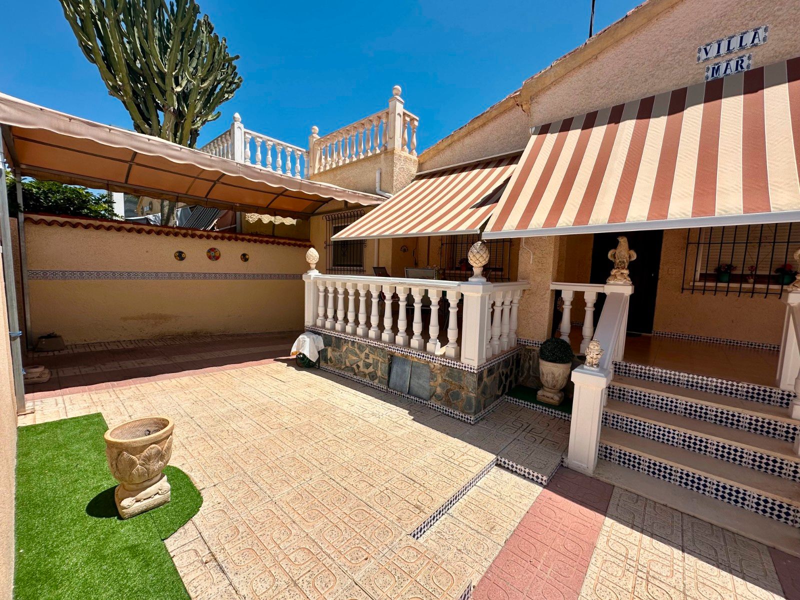 Garden of House or chalet for sale in San Fulgencio  with Air Conditioner, Heating and Furnished