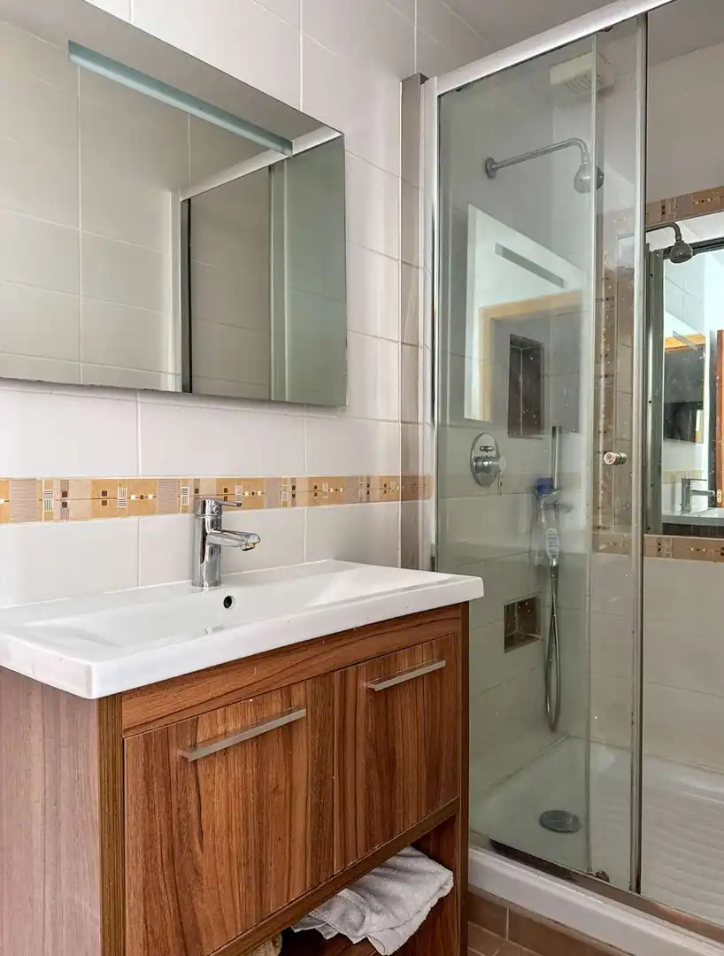 Badezimmer von Country house zum Verkauf in Salobreña mit Klimaanlage, Terrasse und Abstellraum