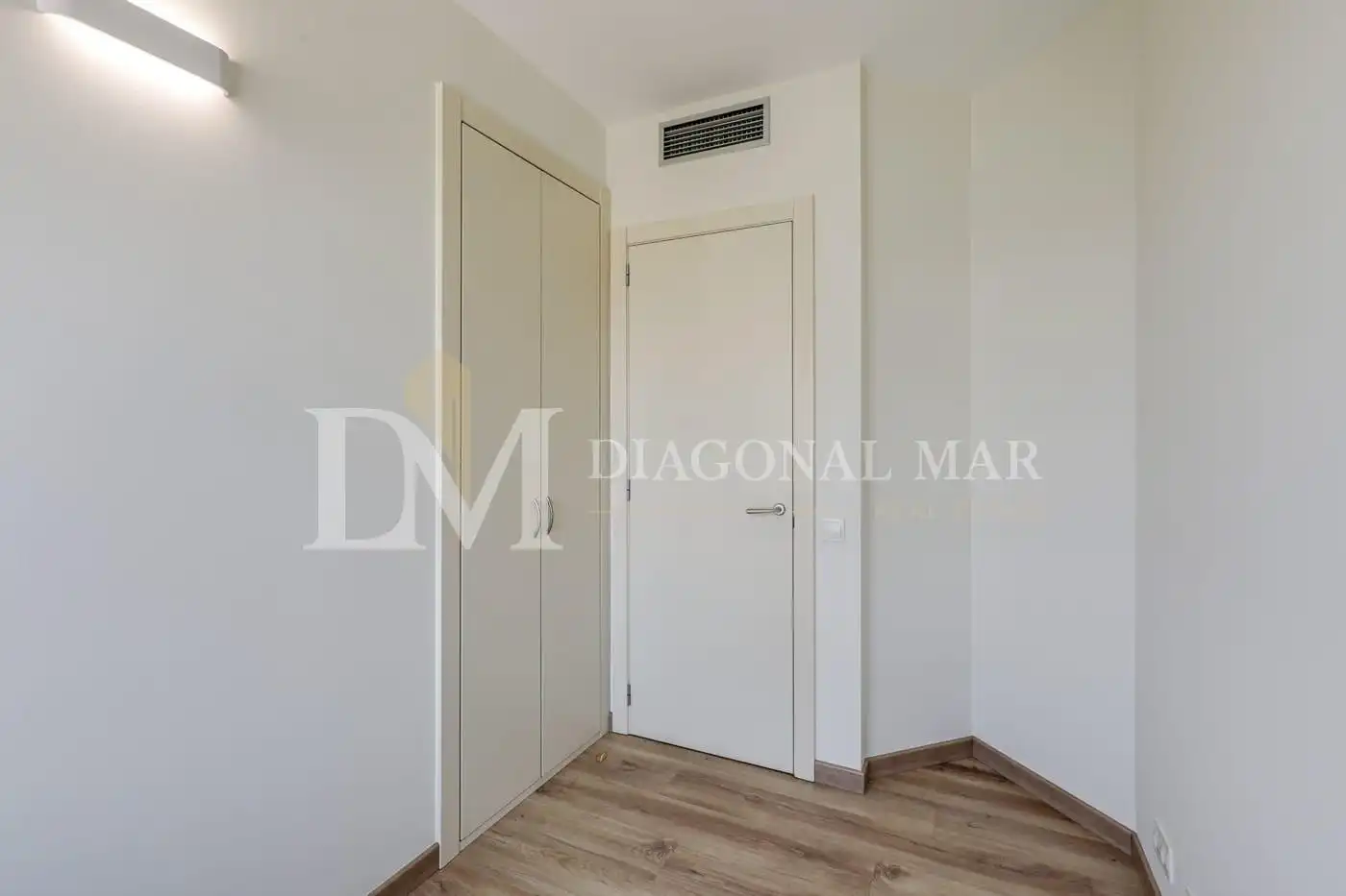 Habitación de Piso en venta en Barcelona con Aire acondicionado, Calefacción y Terraza