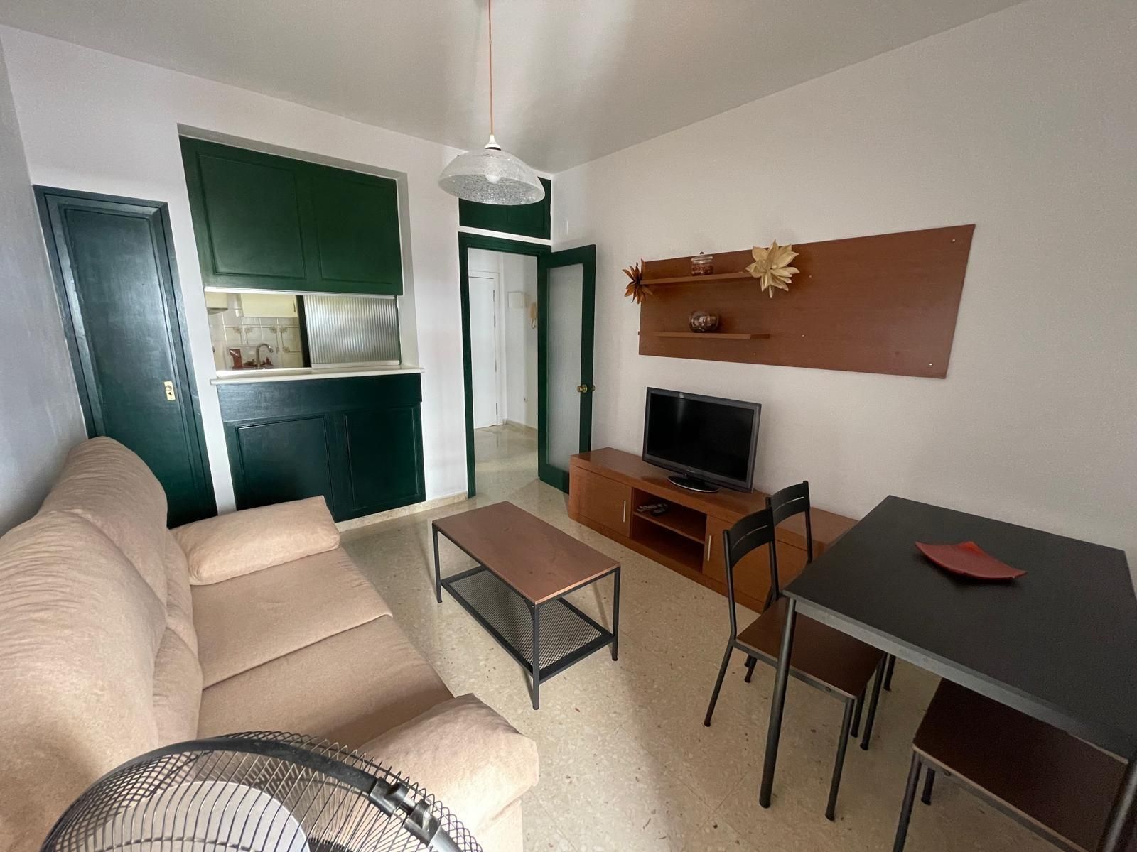 Flat to rent in Plaza del Carmen, Hornos Púnicos