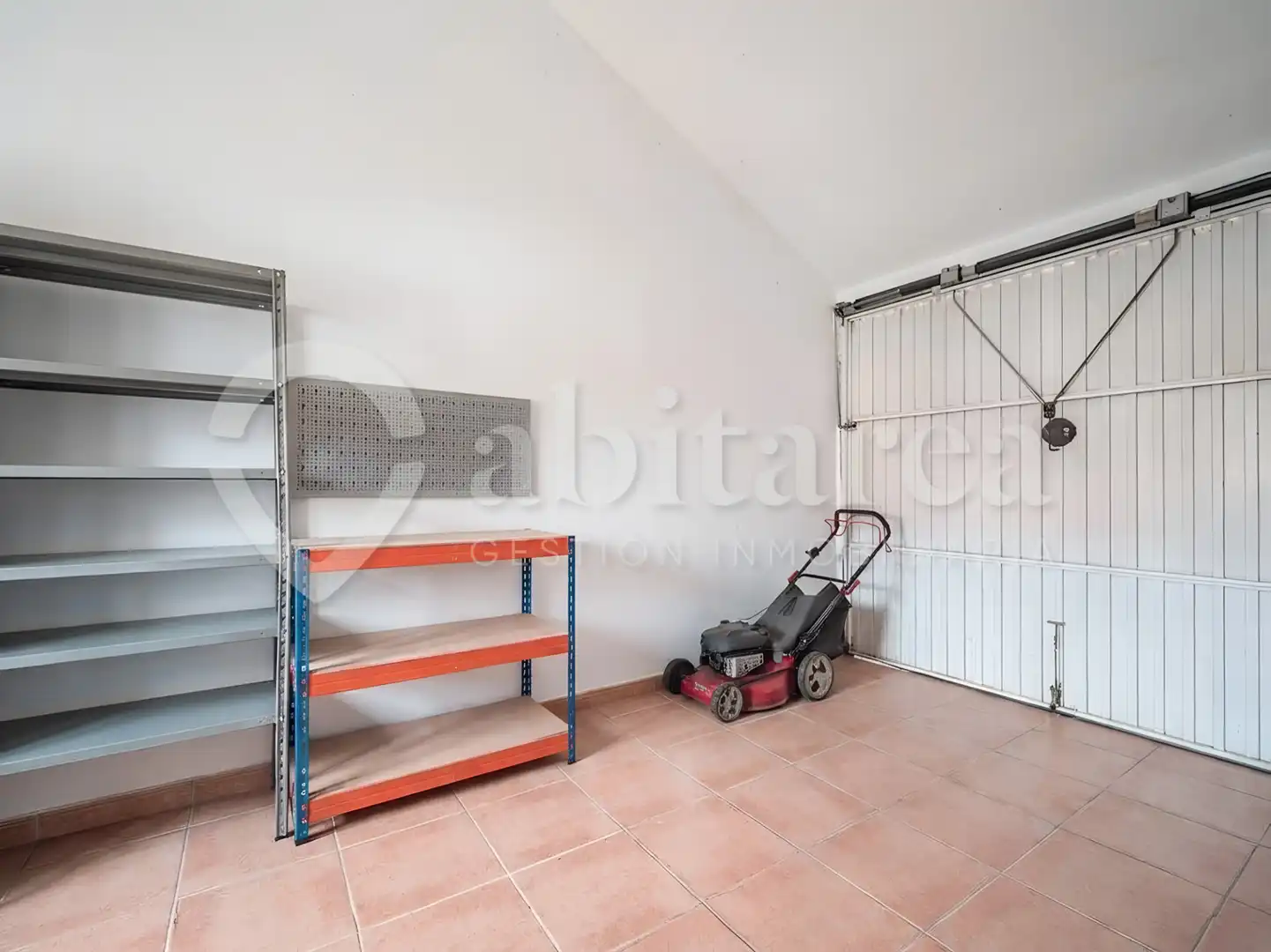 Houses for sale in Castañeda  with Heating, Private garden and Parquet flooring