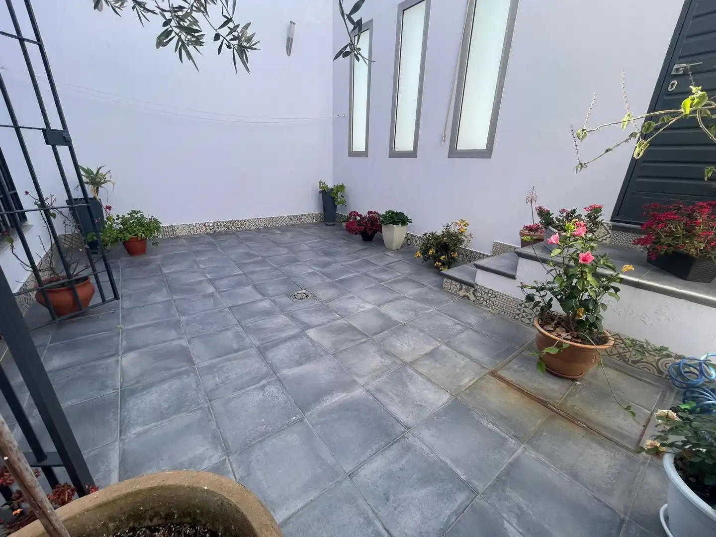 Terrassa de Casa o xalet en venda en La Rinconada amb Aire condicionat
