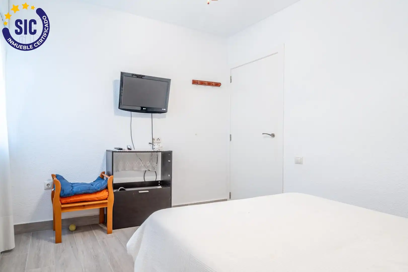 Bedroom of Apartments for sale in Valencia  with Air Conditioner, Heating and Private garden