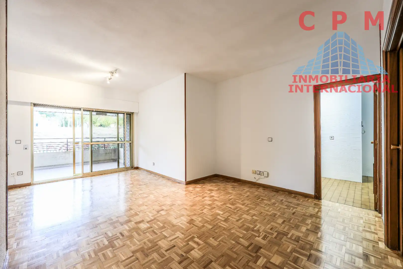 Living room of Flat for rent in Fuencarral - El Pardo