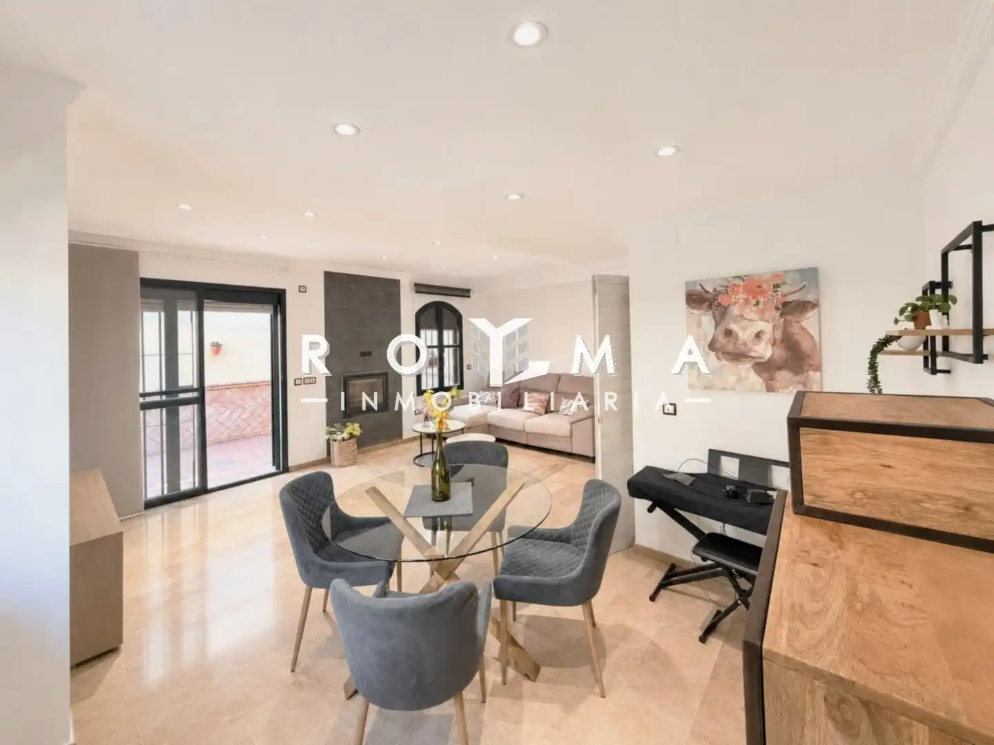 Vista exterior de Casa adosada en venta en Montequinto con Aire acondicionado, Jardín privado y Trastero