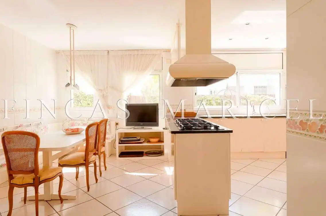Casa o xalet en venda a Pintor Roig i soler, Can Girona - Terramar - Vinyet