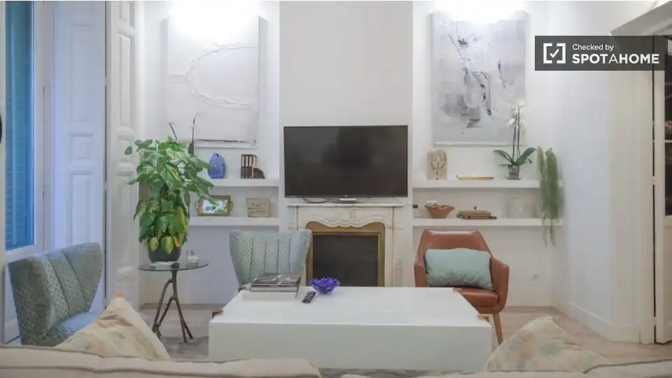Habitación en Universidad - Malasaña