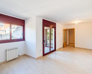 Apartament en venda en Figueres amb Terrassa i Balcó