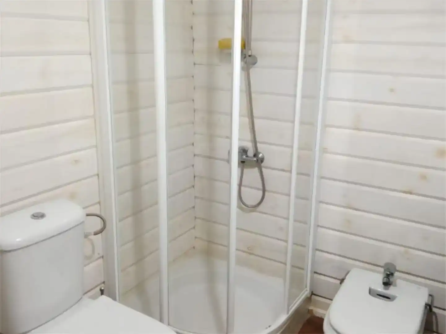 Bathroom of Flat for sale in Tudela  with Private garden and Swimming Pool