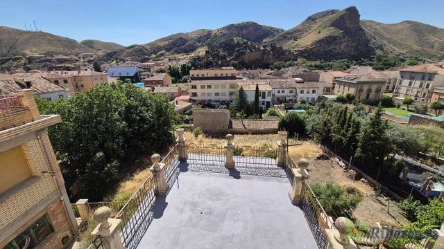 Casa-chalet en Venta en Cervera del Río Alhama