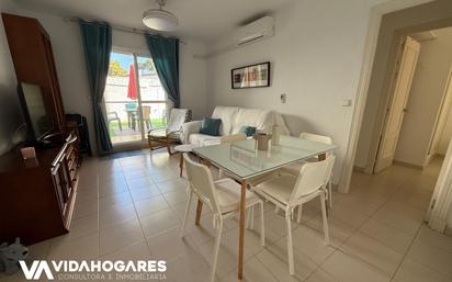 Sala d'estar de Pis en venda en Rota amb Aire condicionat, Terrassa i Piscina