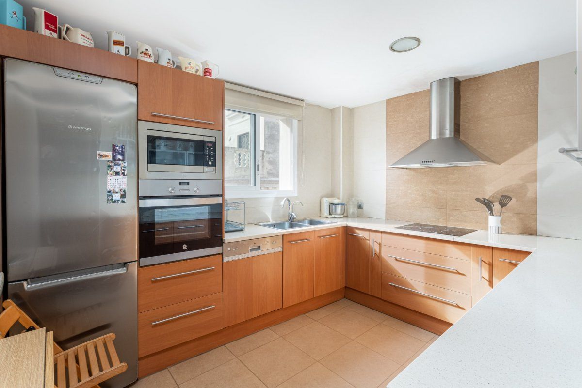 Kitchen of Flat for sale in Sitges  with Terrace and Balcony