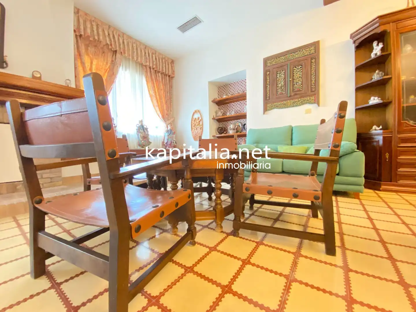 Sala de estar de Finca rústica en venta en Penàguila con Calefacción, Jardín privado y Terraza
