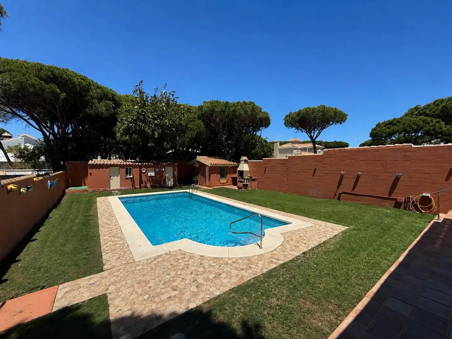 Piscina de Casa o chalet en venta en Chiclana de la Frontera con Aire acondicionado, Jardín privado y Terraza