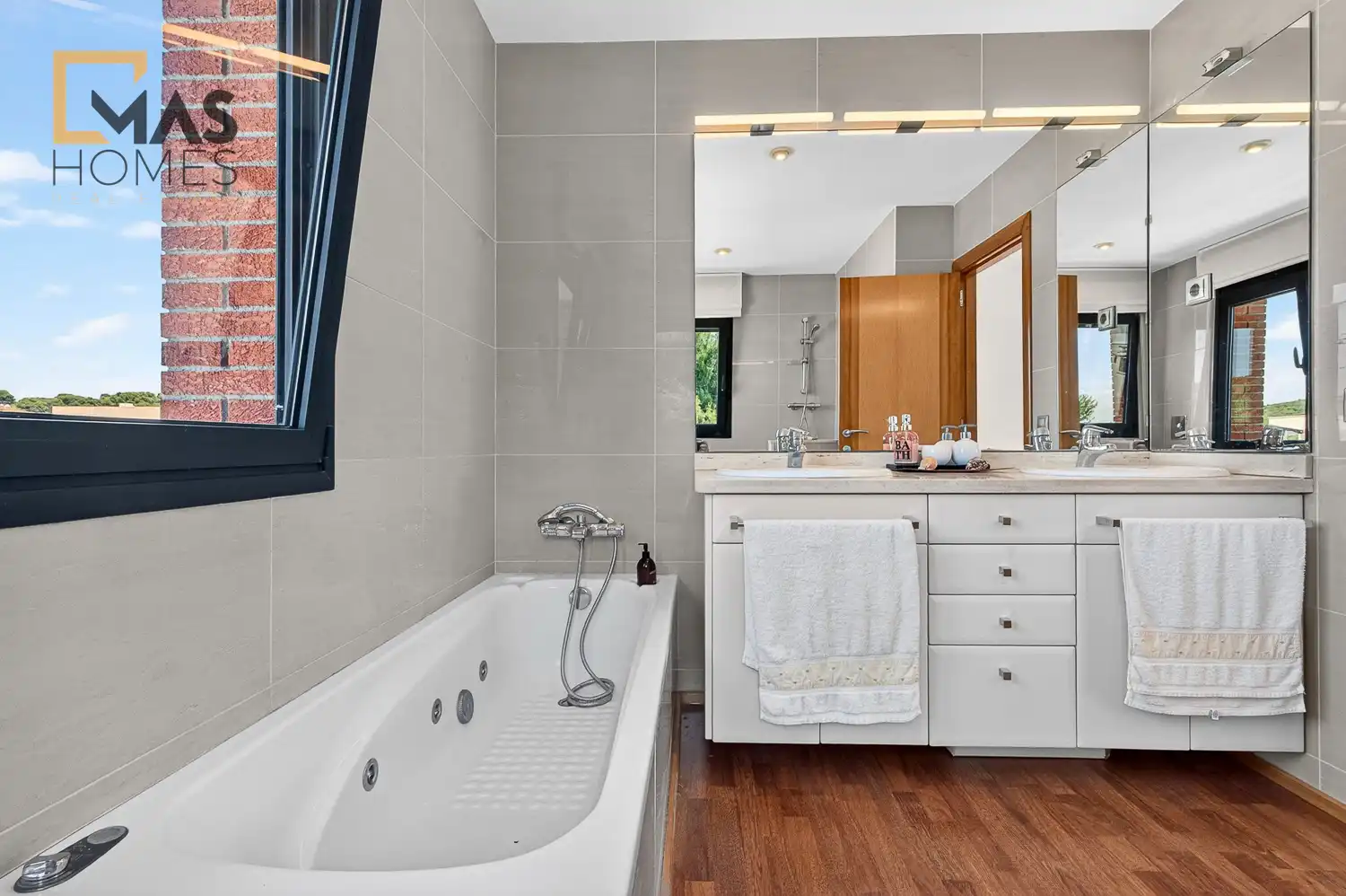 Baño de Casa o chalet en venta en Tarragona con Aire acondicionado, Calefacción y Jardín privado