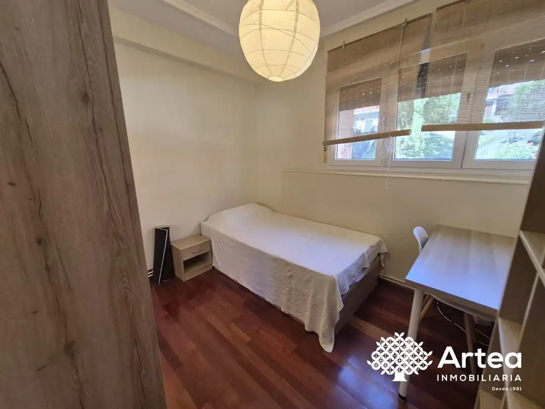 Habitación de Piso de alquiler en Bilbao  con Calefacción, Jardín privado y Terraza