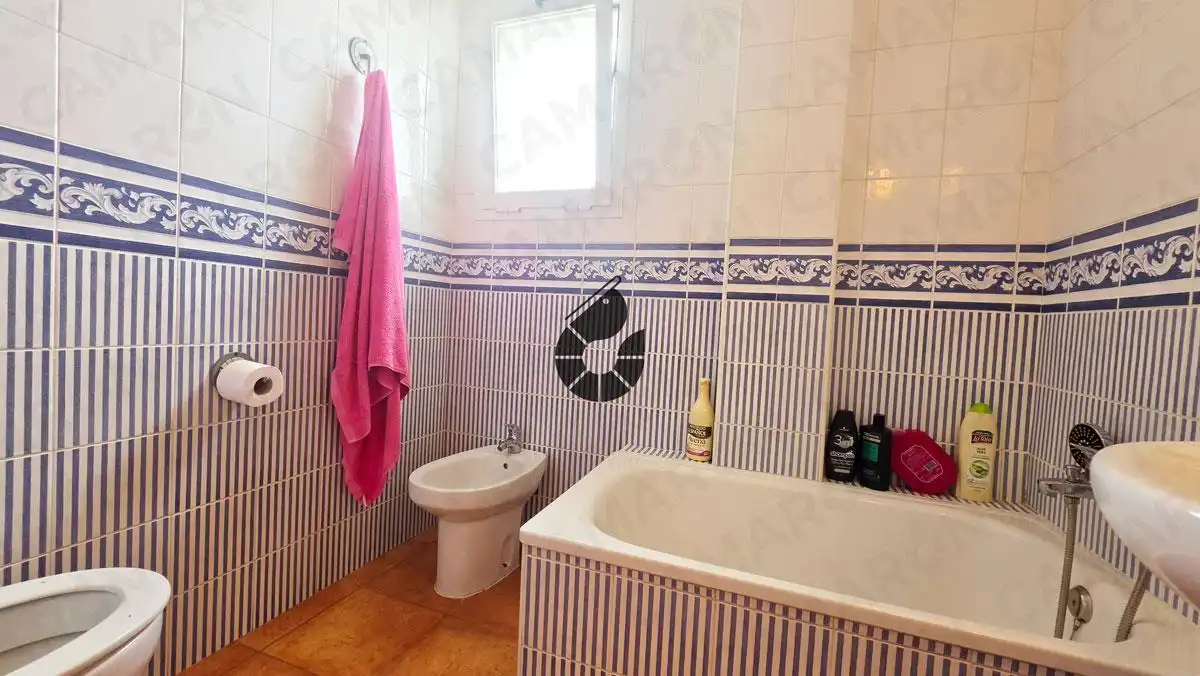 Baño de Piso en venta en Almonte con Aire acondicionado y Terraza