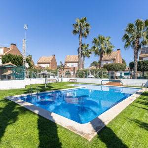 Casa-chalet en Alquiler en Sector J Mas Camarena en Mas Camarena