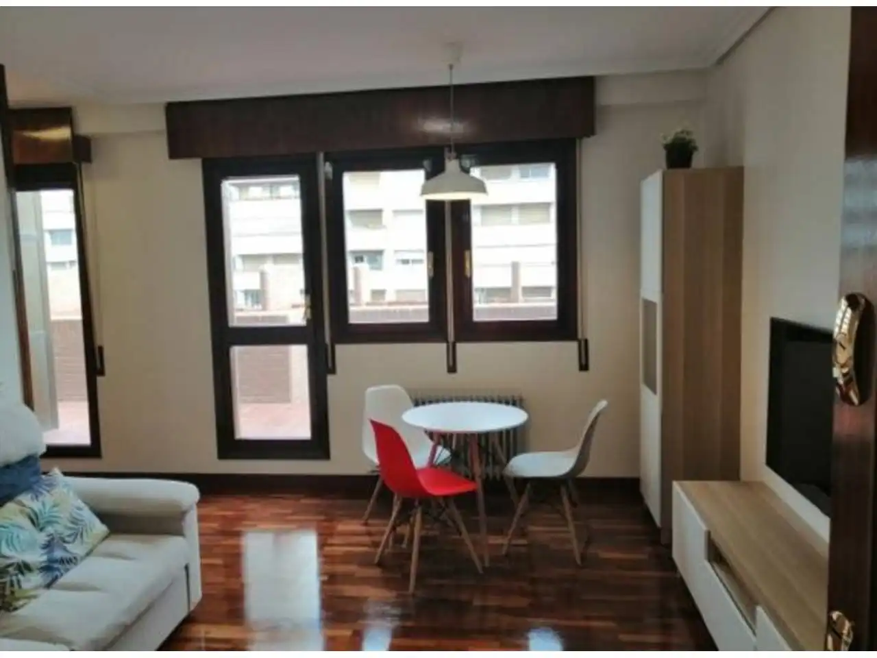 Sala d'estar de Àtic en venda en  Logroño amb Calefacció i Terrassa