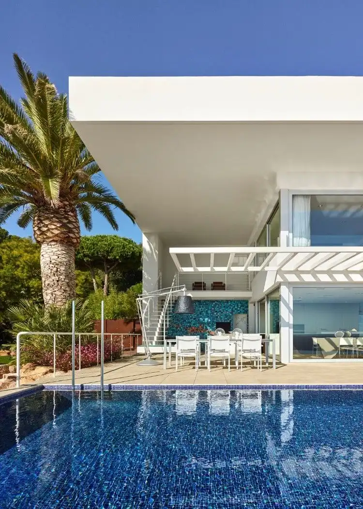 Chalet con piscina en venta en Carrer Ricard Boadella i Sanabria 15, imagen 4