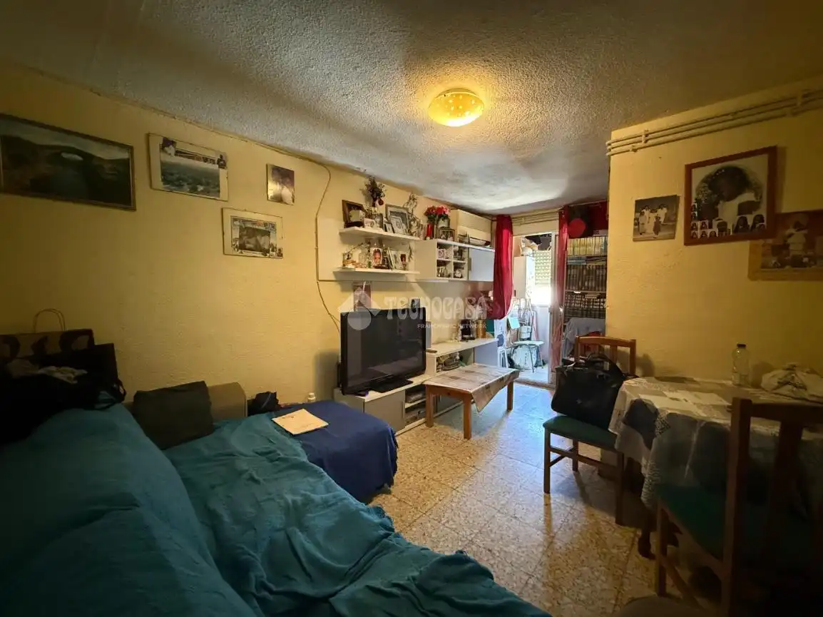 Living room of Flat for sale in Madrid