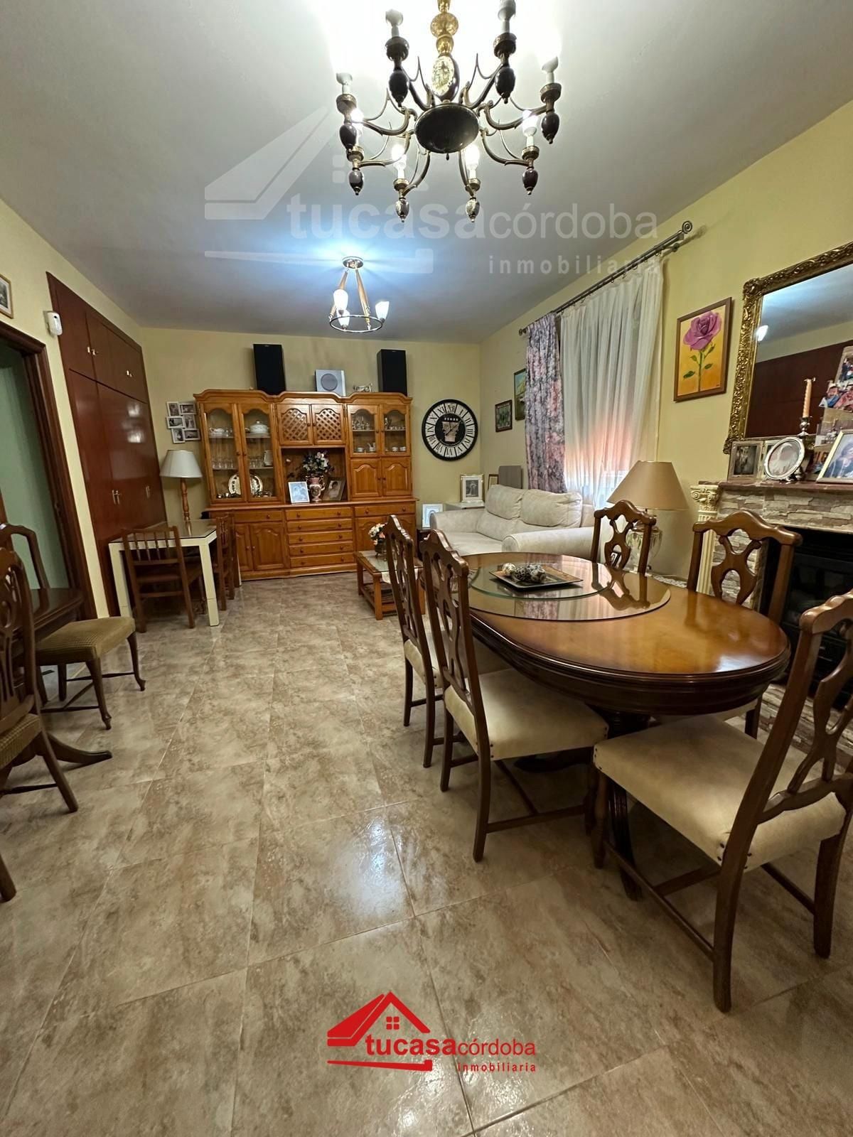 Menjador de Finca rústica en venda en  Córdoba Capital amb Aire condicionat