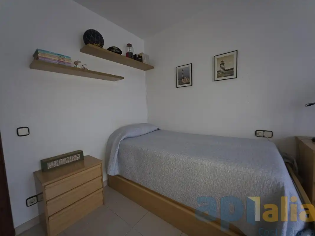 Habitación de Casa adosada en venta en Castell d'Aro, Platja d'Aro i s'Agaró con Calefacción, Jardín privado y Piscina comunitaria
