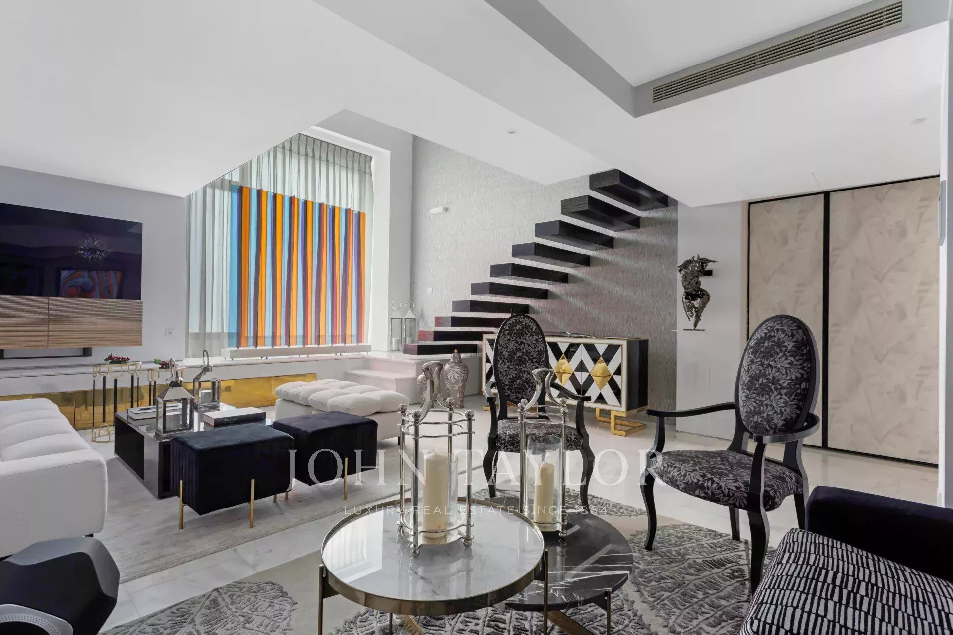 Living room of Duplex for sale in  Madrid Capital  with Air Conditioner, Heating and Storage room