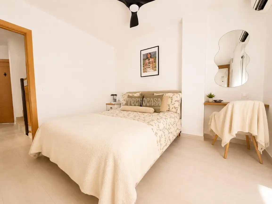 Bedroom of Flat for sale in San Martín de la Vega  with Air Conditioner, Private garden and Furnished