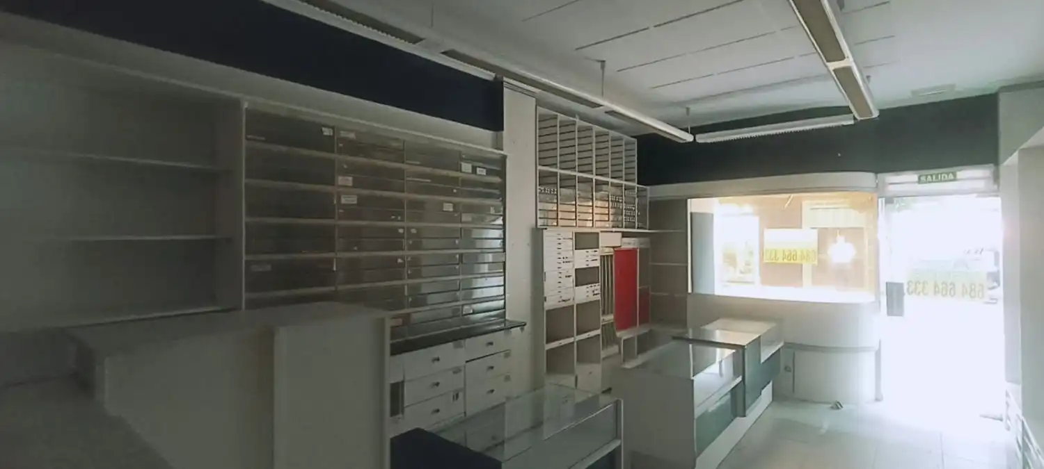 Gewerbefläche zum Verkauf in La Villa - Bazuelo, imagen 2