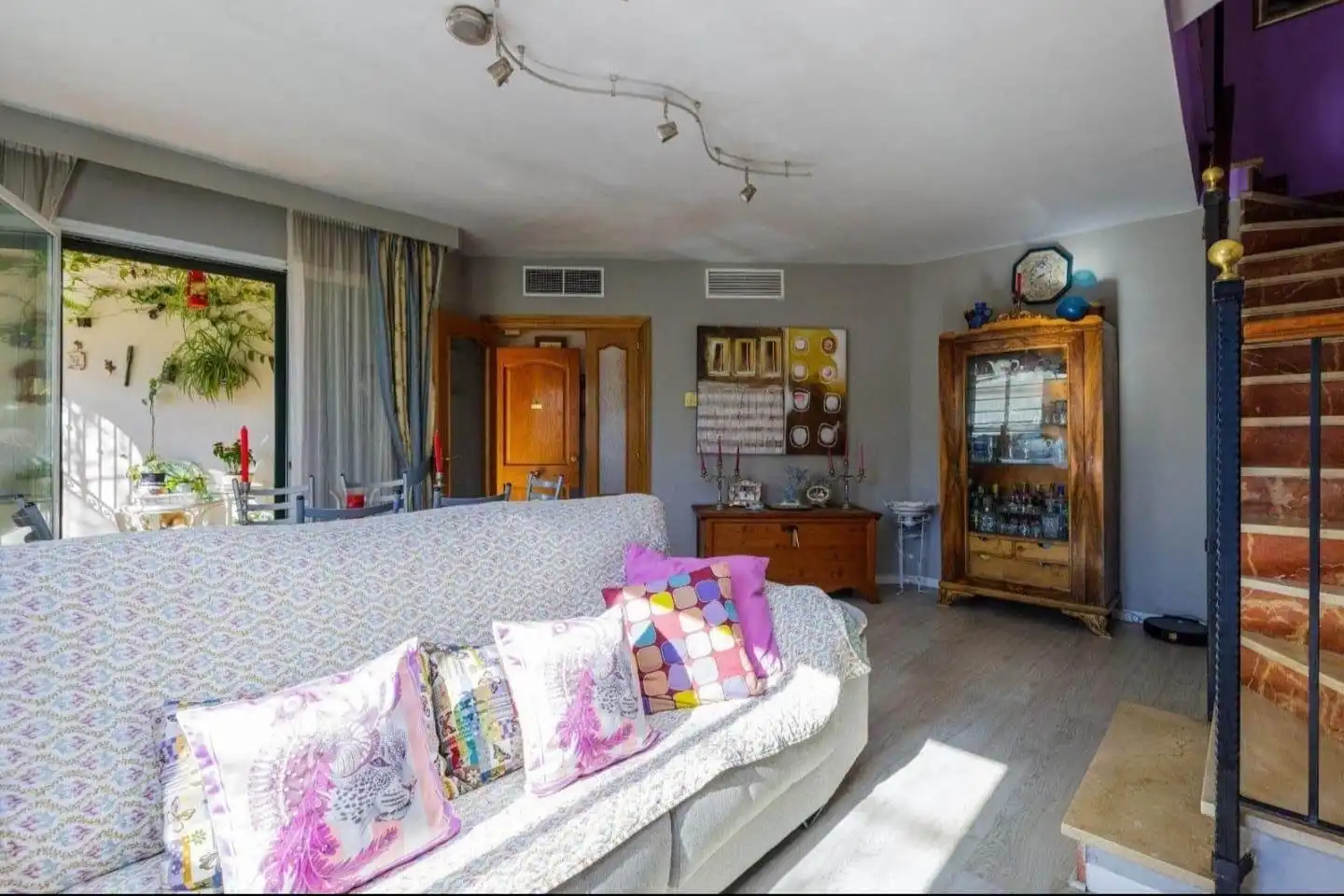 Living room of Houses for sale in  Palma de Mallorca  with Air Conditioner, Parquet flooring and Furnished