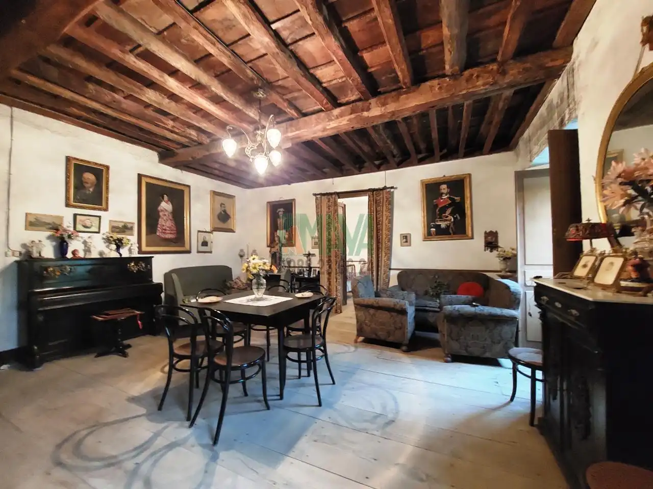 Wohnzimmer von Country house zum Verkauf in Ourense Capital  mit Privatgarten und Terrasse