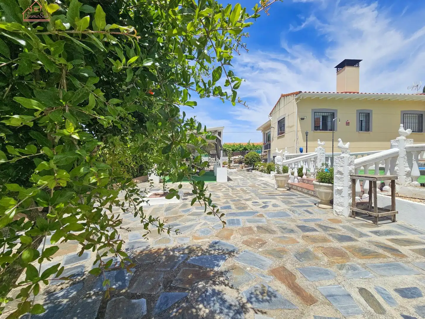Vista exterior de Casa o xalet en venda en Chinchón amb Aire condicionat, Calefacció i Jardí privat