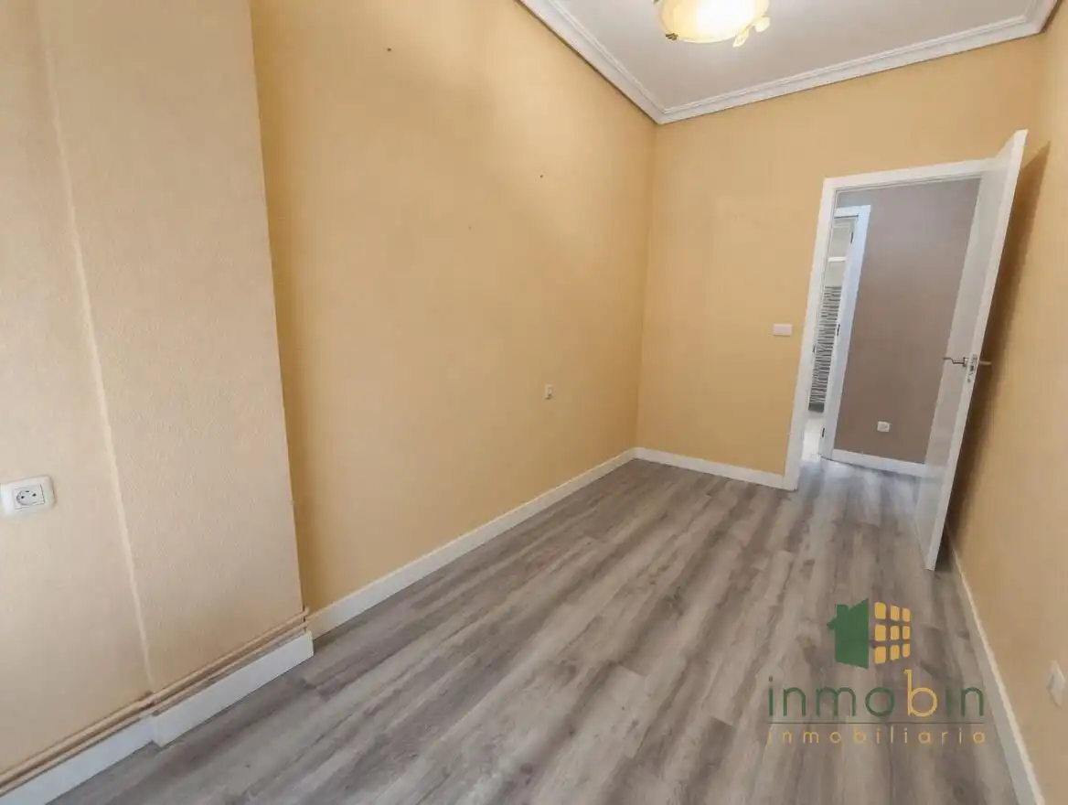 Habitación de Piso en venta en Don Benito con Aire acondicionado, Calefacción y Terraza