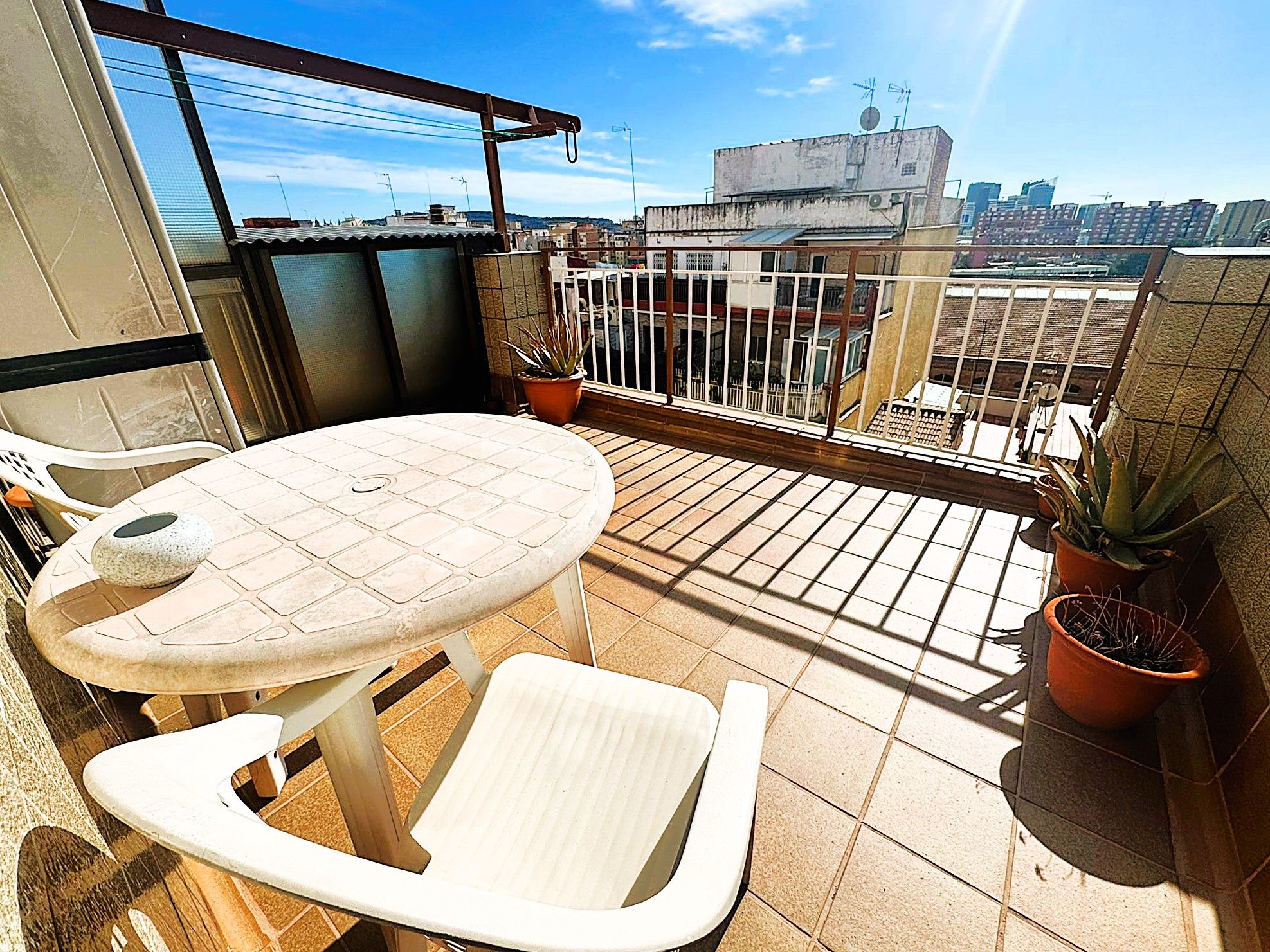 Terraza de Ático en venta en L'Hospitalet de Llobregat con Calefacción y Terraza