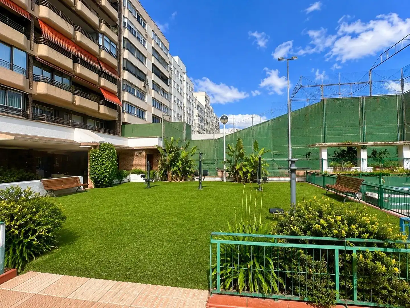 Piso en venta en Calle PIANISTA AMPARO ITURBI, La Creu Coberta