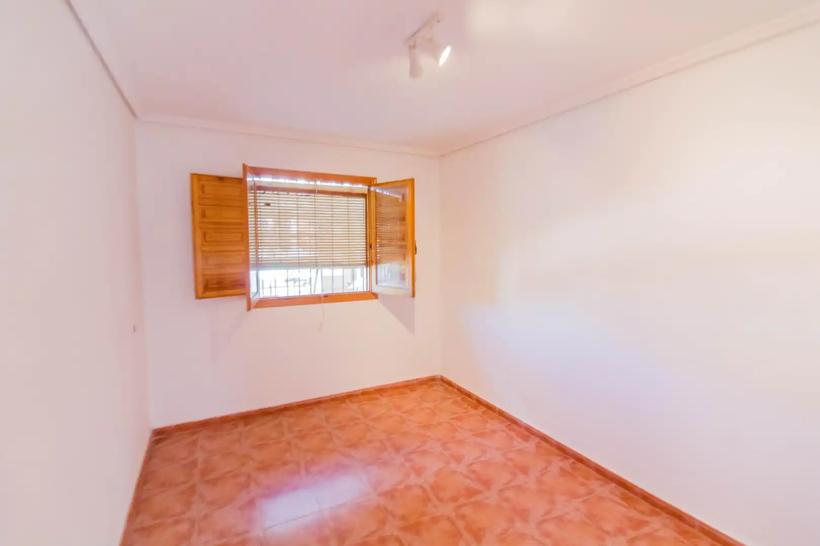 Dormitori de Casa o xalet en venda en Orihuela amb Jardí privat i Terrassa