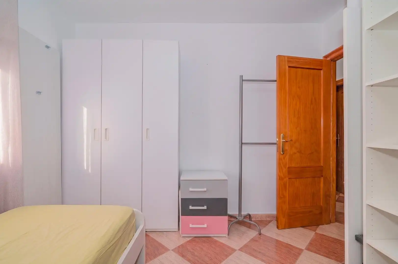 Dormitori de Casa adosada en venda en Cijuela amb Aire condicionat, Calefacció i Jardí privat