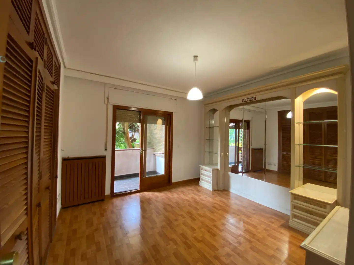 Sala d'estar de Pis en venda en Las Rozas de Madrid amb Calefacció, Parquet i Terrassa