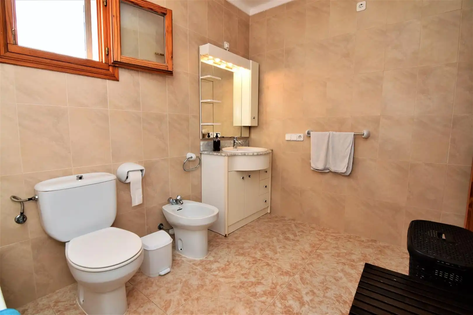 Badezimmer von Haus oder Chalet zur Miete in Artà mit Klimaanlage, Heizung und Terrasse