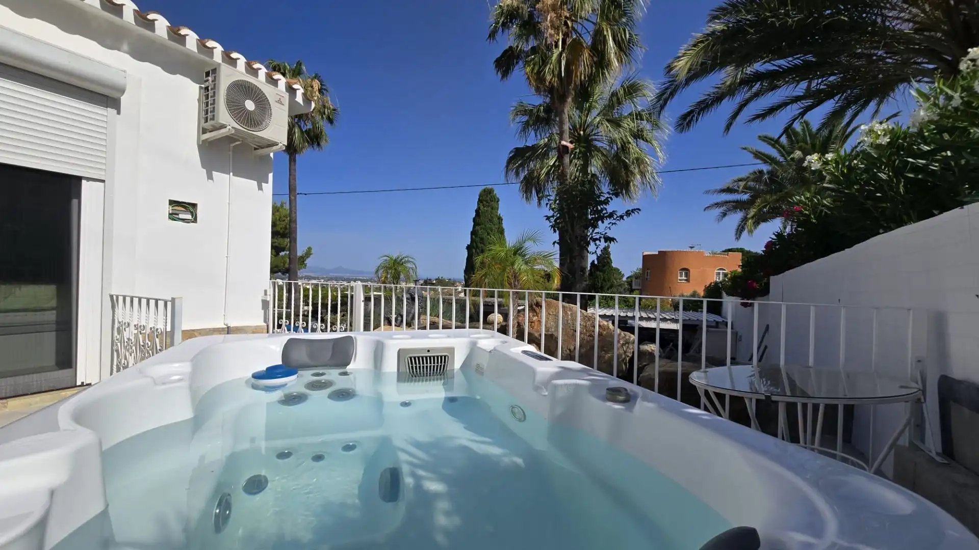 Exterior view of Houses for sale in Dénia  with Air Conditioner, Heating and Private garden